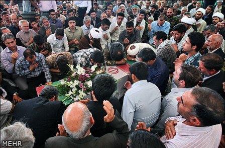 تشییع و خاکسپاری شهدای گمنام در شهر طرقبه استان خراسان رضوی