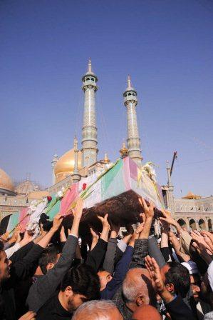 تشییع یک شهید گمنام در قم