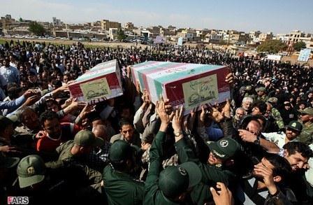 تشییع و خاکسپاری دو شهید گمنام در شهر اقبالیه قزوین