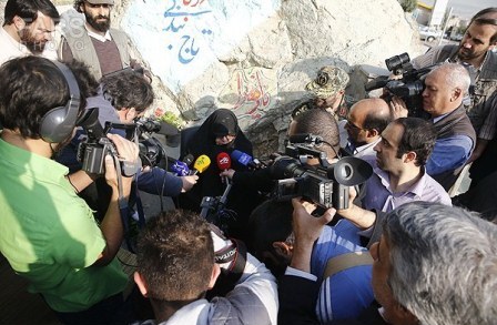 حضور خانواده شهید ابوطالبی در کهف الشهدا