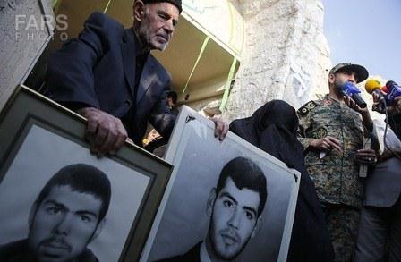 حضور خانواده شهید ابوطالبی در کهف الشهدا