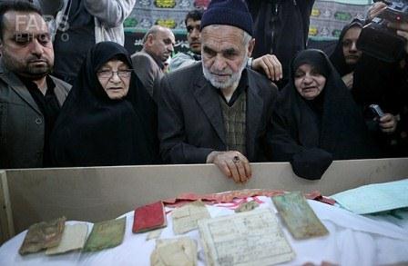 احراز هویت شهید محمد منتظری در معراج الشهدا با حضور خانواده شهید