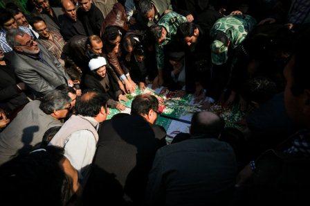 تشییع و خاکسپاری دو شهید گمنام در سازمان انرژی اتمی تهران