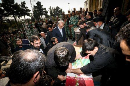 تشییع و خاکسپاری دو شهید گمنام در سازمان انرژی اتمی تهران