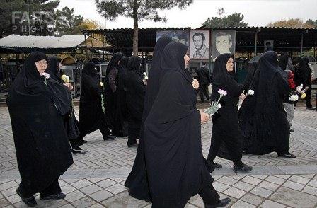 برگزاری مراسم غباروبی و عطر افشانی مزار شهدای گمنام بهشت زهرا(س)تهران