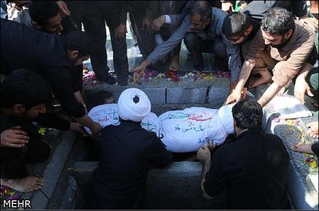 تشییع و تدفین شهدای گمنام در بندر عباس