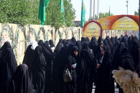 حضور کاروان راهیان نور در معراج شهدای اهواز