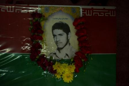 دیدار مادر شهید صبوری با فرزندش بعد از 31 سال