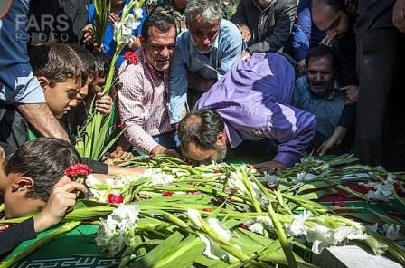 تشییع شهدای گمنام در شهر جدید پردیس