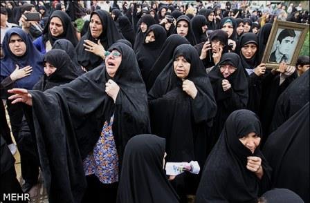 تشییع و خاکسپاری شهدای گمنام در بوستان نارنج تهران