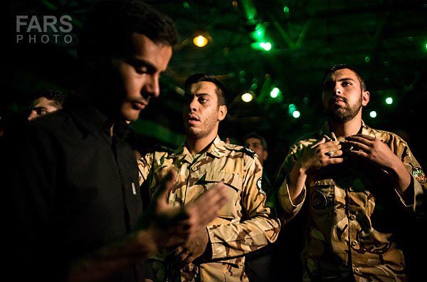 تشییع 2 شهید گمنام در تهران