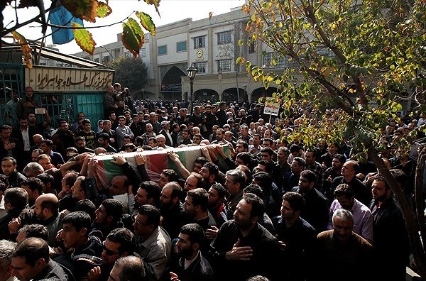 تشییع و خاکسپاری شهدای گمنام در بازار تهران