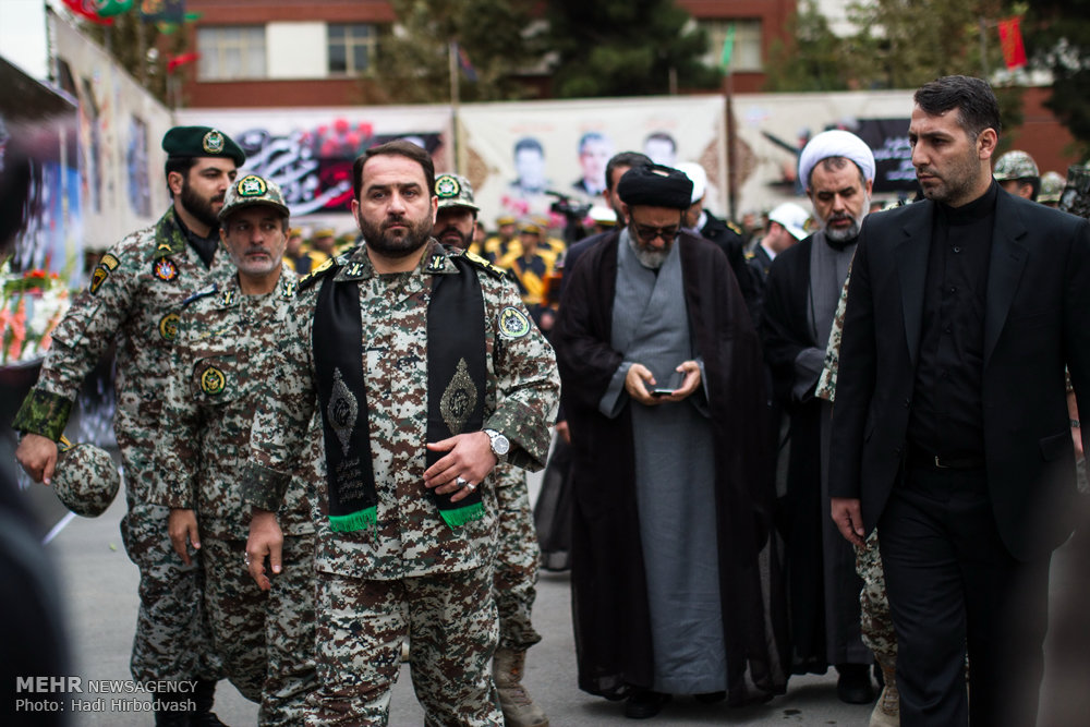 تشییع پیکر دو شهید گمنام در قرارگاه پدافند هوایی