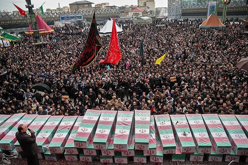 تشییع شهدای گمنام در روز عاشورا