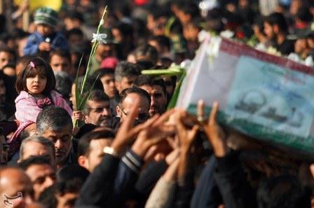 تشییع پنج شهید گمنام در اصفهان