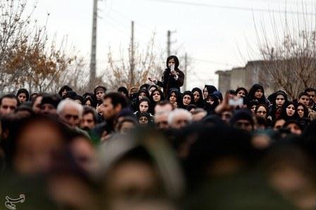 تشییع دو شهید گمنام در بوستان پروین اعتصامی تهران(منطقه 18)