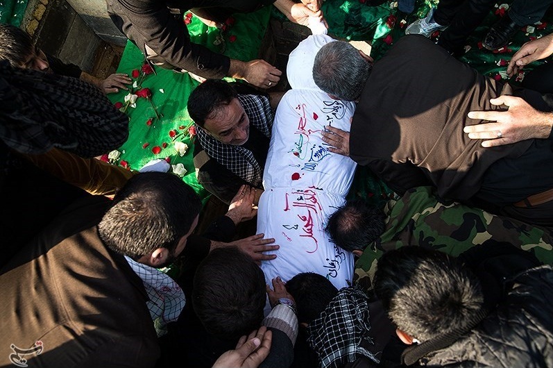 تشییع شهدای گمنام در شهرک گلریز- تهران