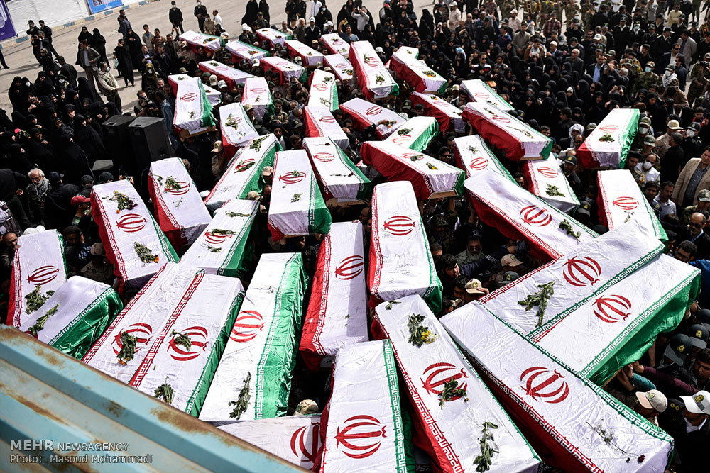 بازگشت پیکرهای ۶۸ شهید دوران دفاع مقدس به کشور 30