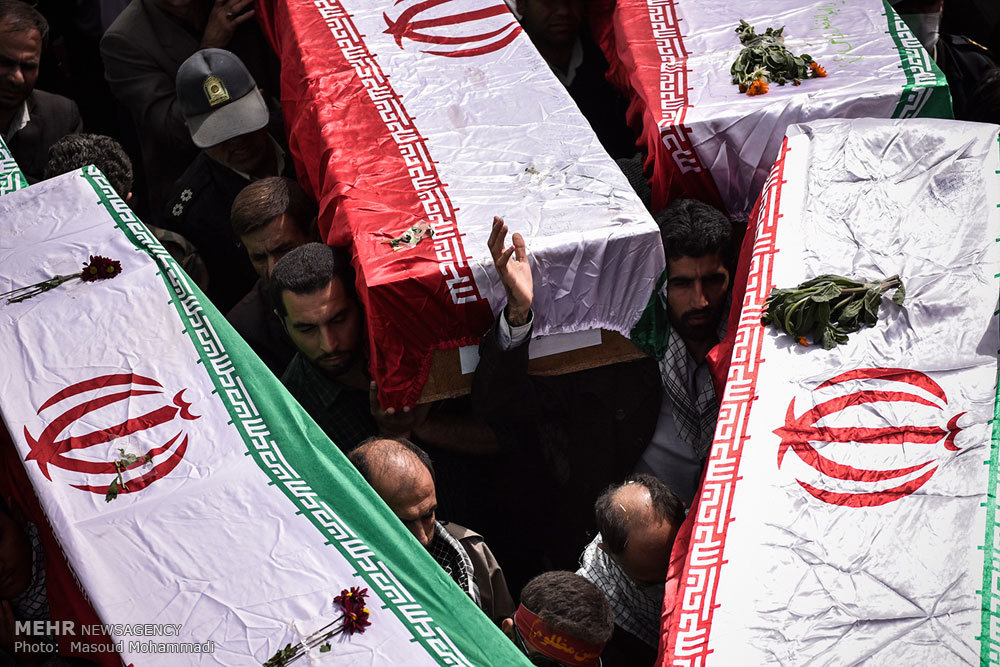 بازگشت پیکرهای ۶۸ شهید دوران دفاع مقدس به کشور 31