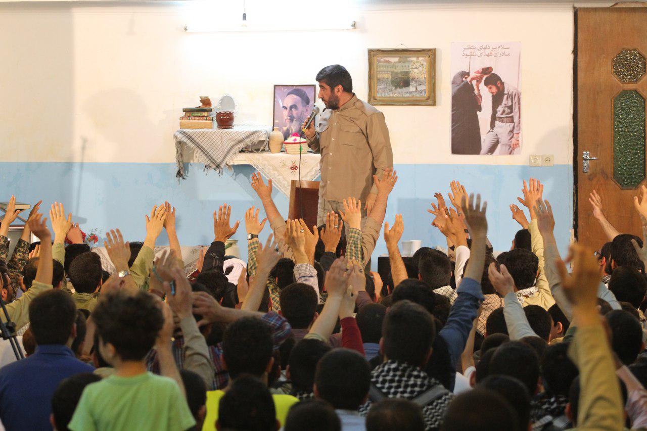 ویژه برنامه اجتماع بزرگ مدافعان حرم در معراج شهدا اهواز